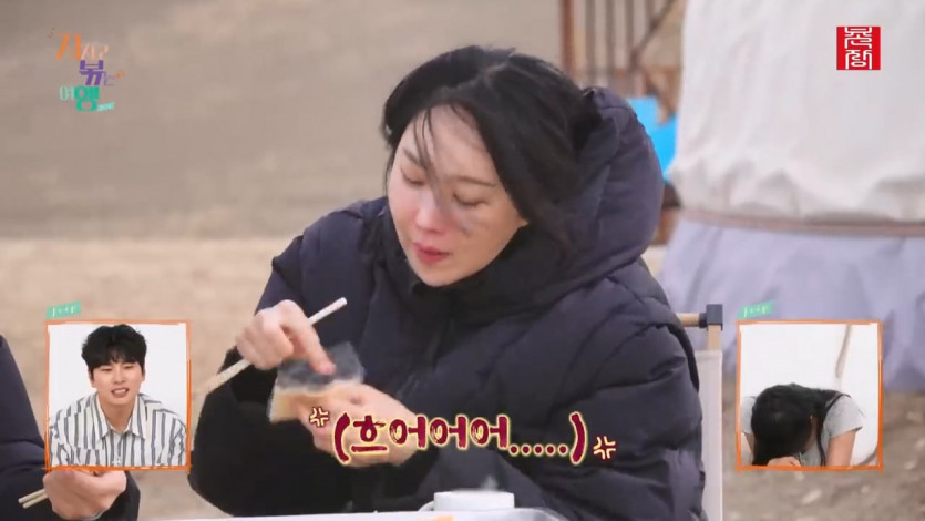 [지지고 볶는 여행] 아침 식사는 경치 보며 밖에서 먹자 VS 추운데 안에서 먹자! 결정하기 애매할 땐 가위바위보 과연 승자는! ep18-4.mp4_20250721_153618.401.jpg