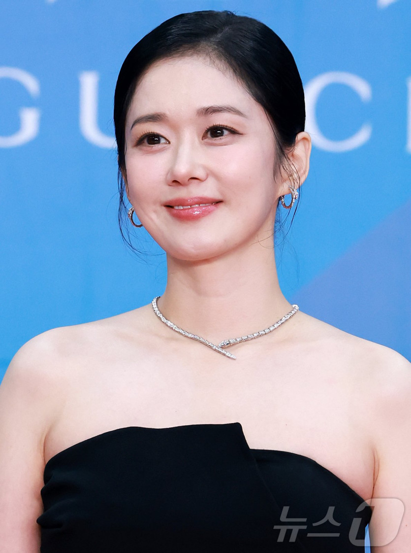 광역도발하는 44세 유부녀4 81년생.jpg